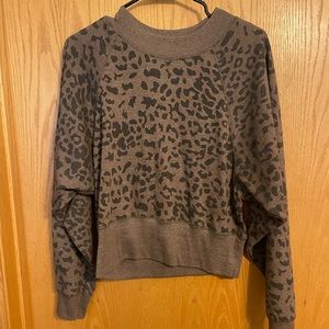 Medium crop cheetah sweater